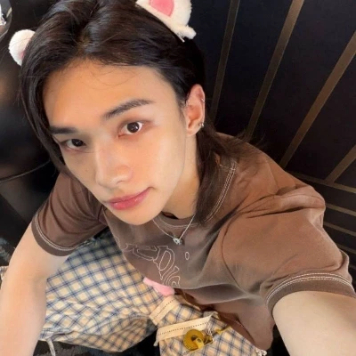 Hyunjin  thumbnail