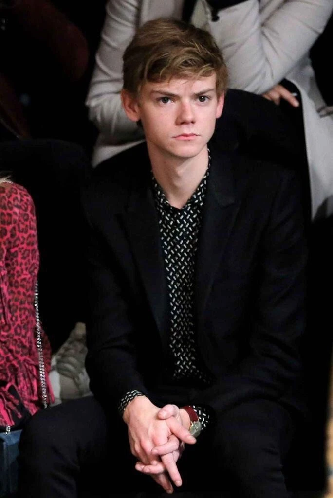Thomas brodie sangster thumbnail