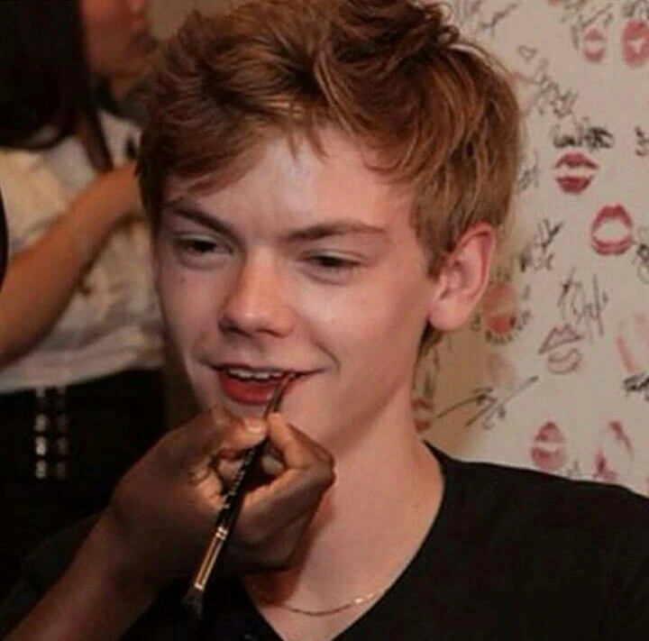 Thomas brodie sangster thumbnail