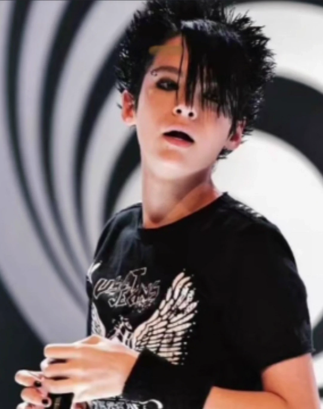 Bill Kaulitz thumbnail