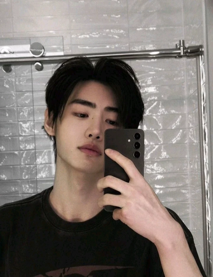 sunghoon thumbnail