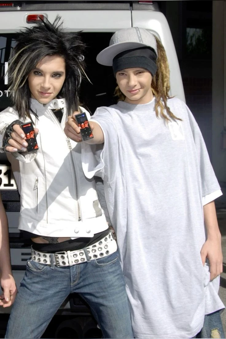 Tom and Bill Kaulitz thumbnail