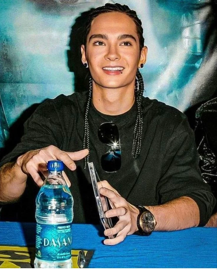 Tom Kaulitz thumbnail