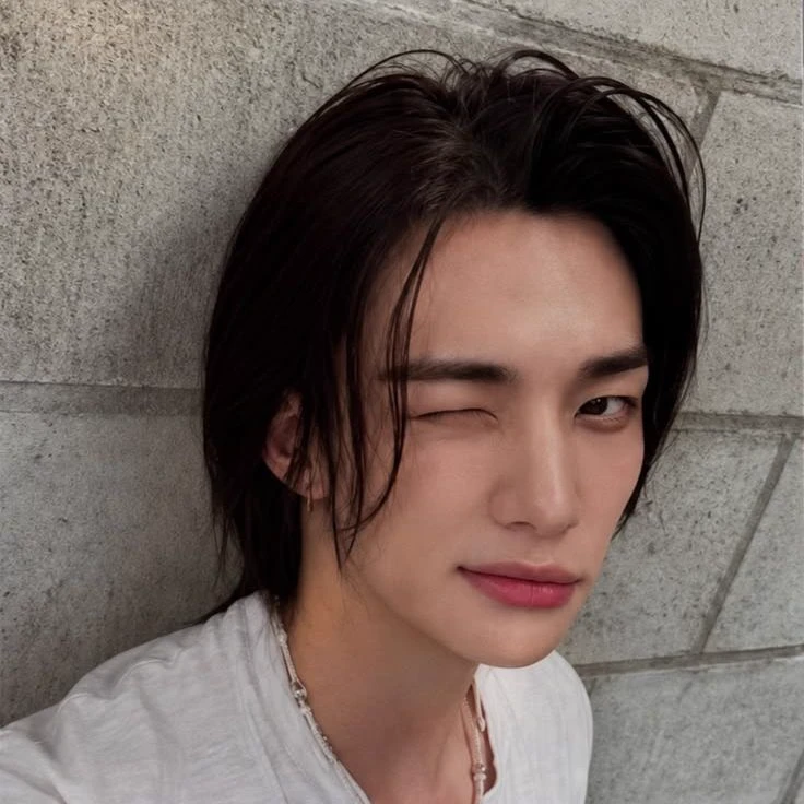 Hyunjin \| hyunlix thumbnail