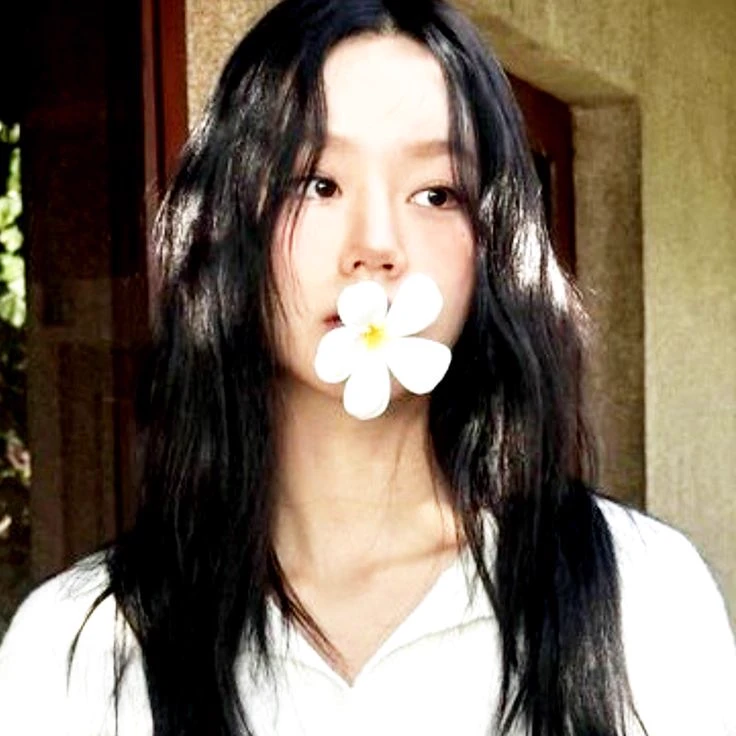 Lee Hyeri (WLW/GL) thumbnail