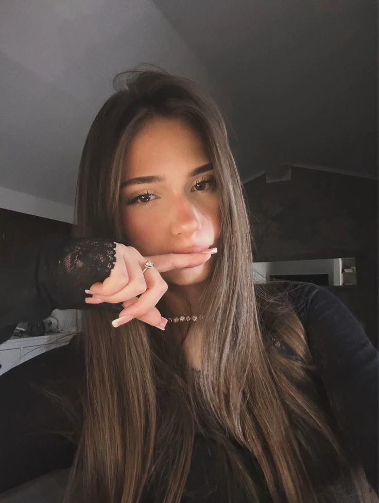Liv thumbnail