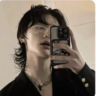 hwang hyunjin thumbnail