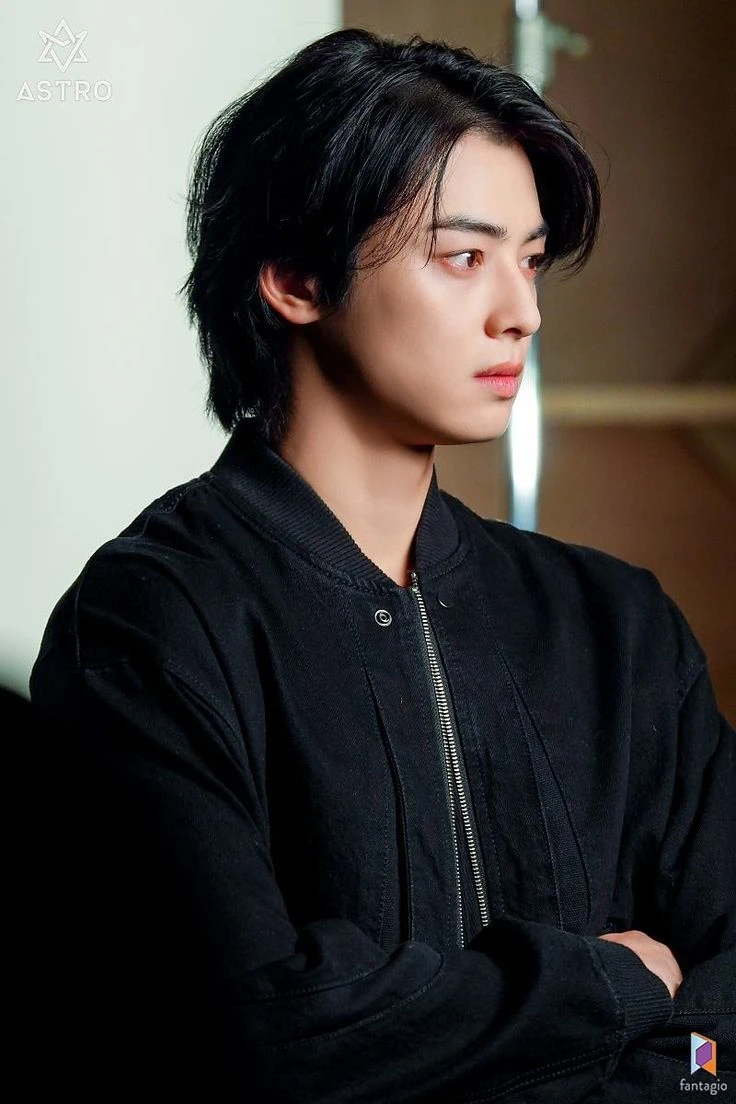 Cha Eun-woo thumbnail