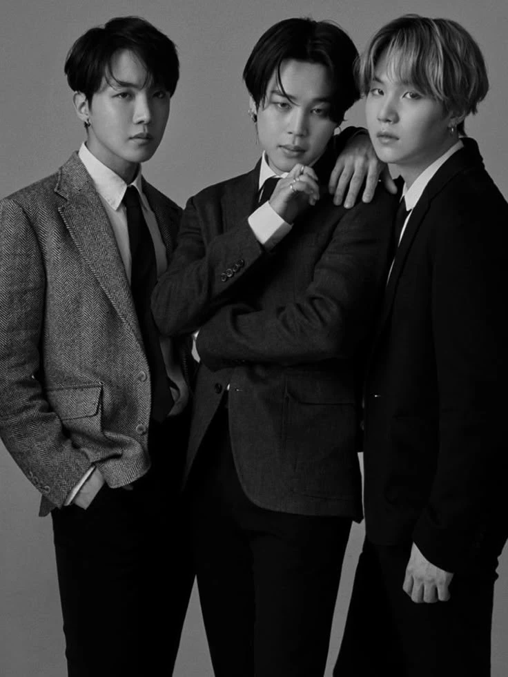 The Vampire King, The Fallen Angel, and The Devil The Three Realms’ Secret thumbnail