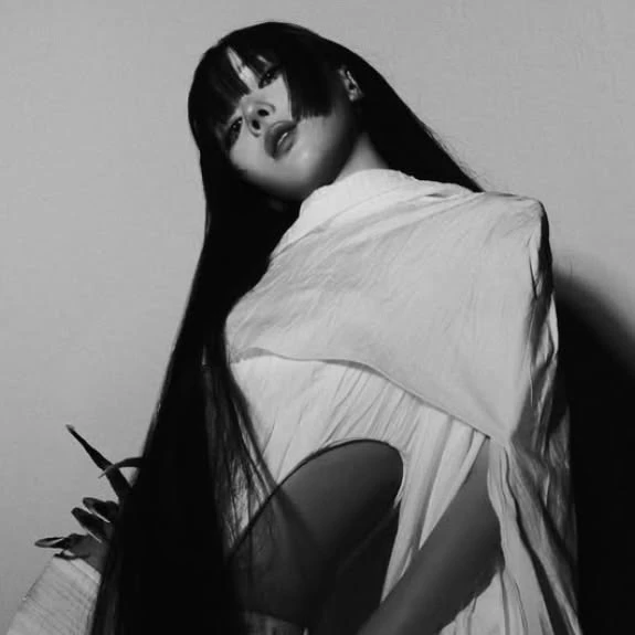Kim minjeong | wlw, gl. | demon. thumbnail