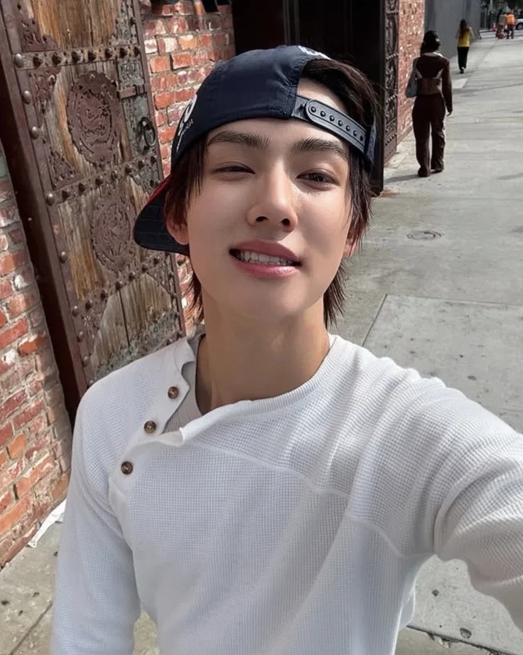 Eom Seonghyeon thumbnail
