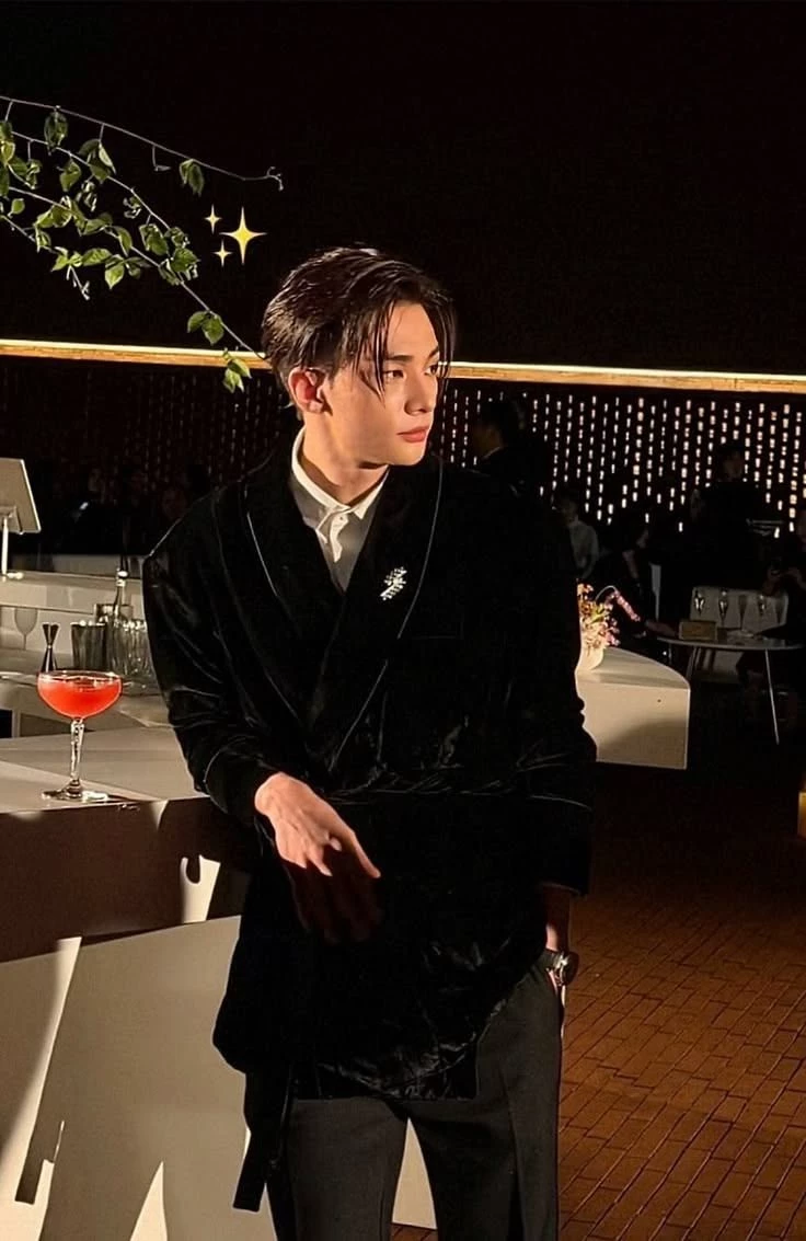 Hyunjin - the third wife. thumbnail