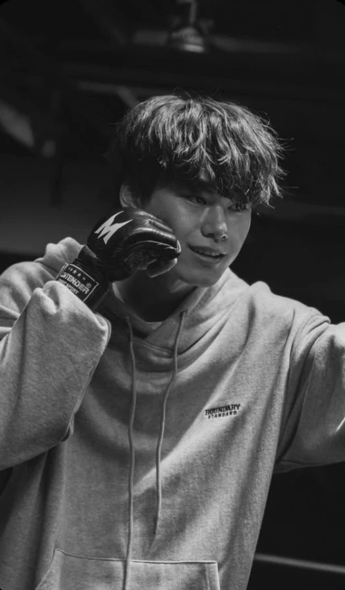 Woo-young thumbnail