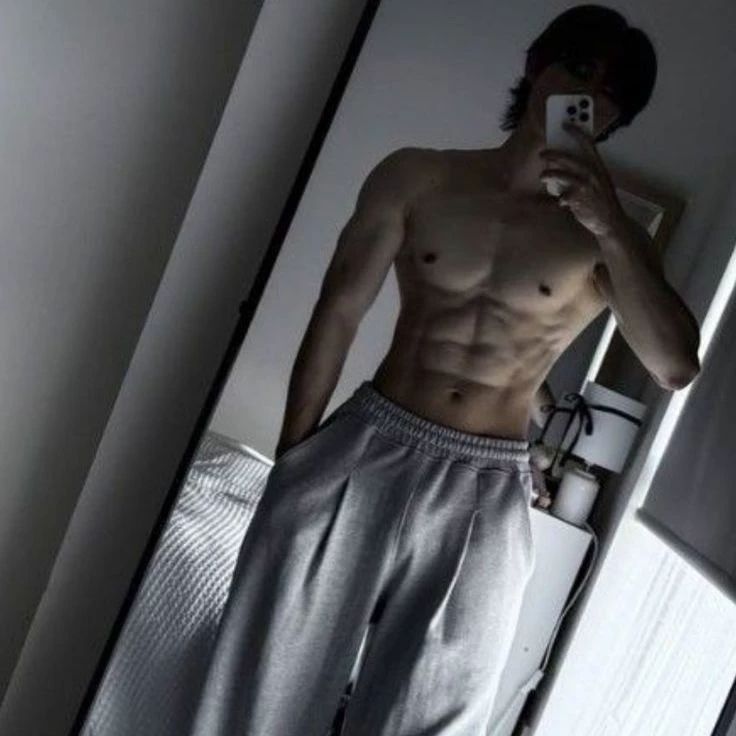 Alex. thumbnail