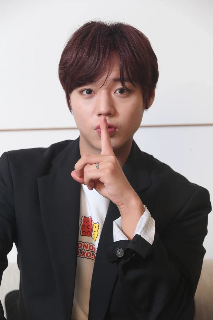 Jihoon thumbnail