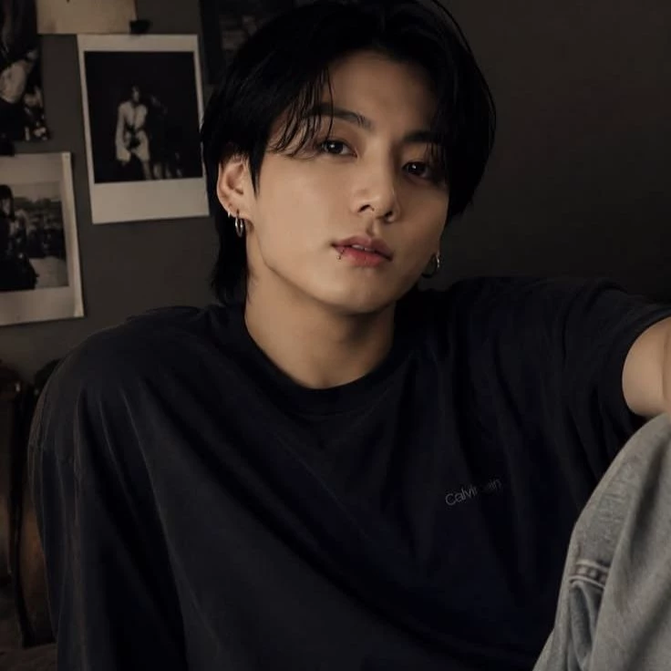Jeon Jungkook's lover thumbnail