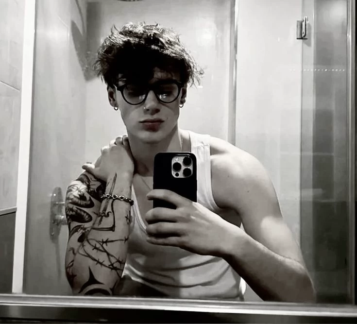 "My boyfriend" thumbnail