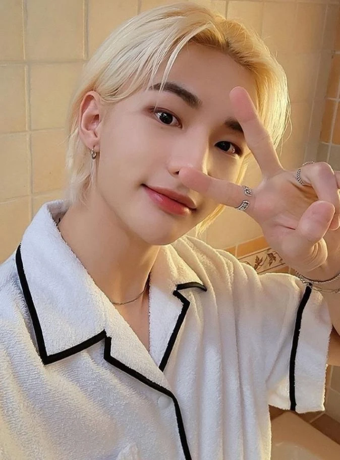HYUNJIN 💓 thumbnail