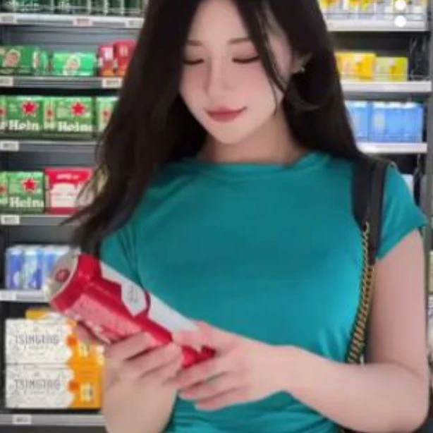 Melissa thumbnail