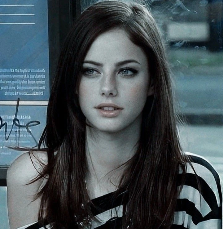Effy Stone thumbnail