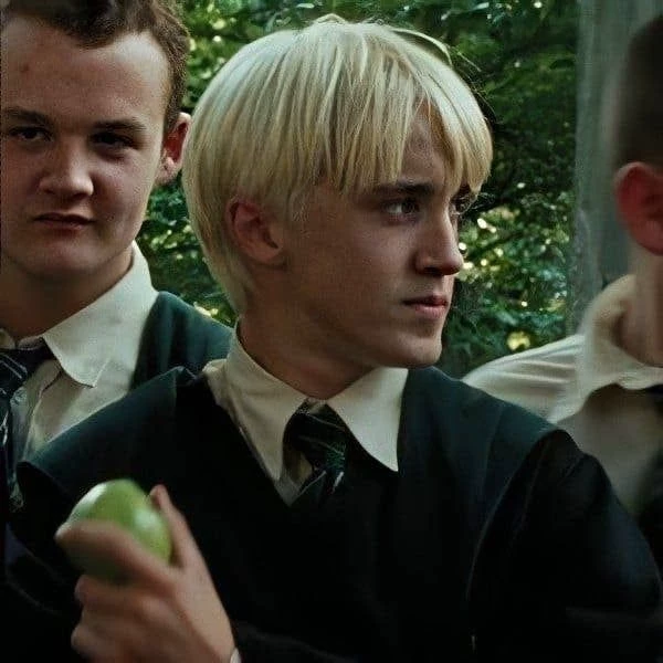 Draco Malfoy thumbnail
