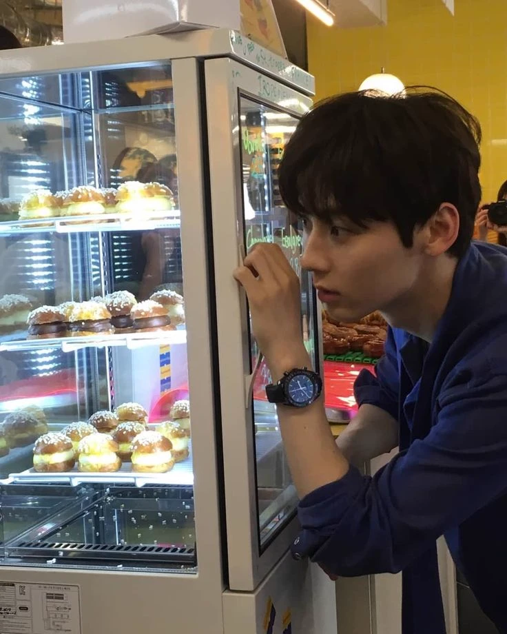 Minhyun thumbnail