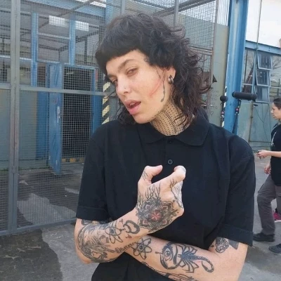 Cheeks (in the mud) thumbnail