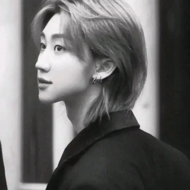 Seventeen thumbnail