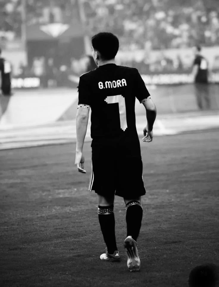 Gilberto Mora. thumbnail