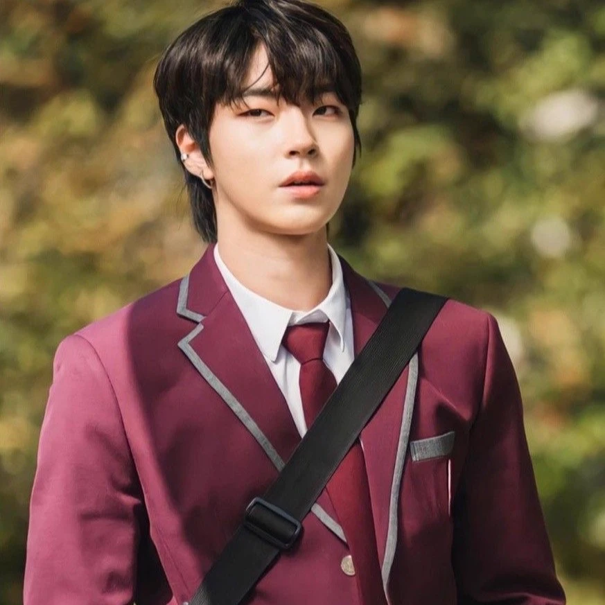 Han Seojun thumbnail