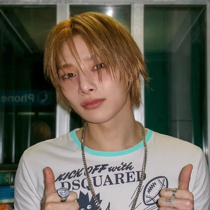 Jeongin thumbnail