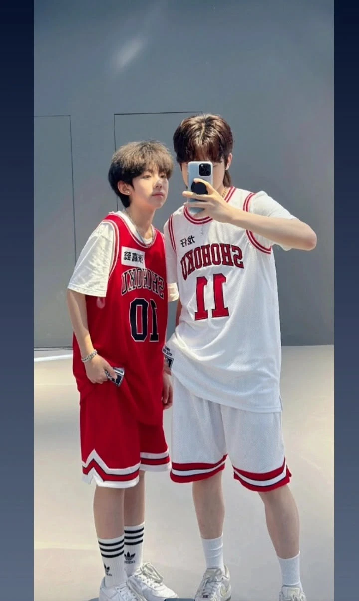 The Twin Brothers, Kai and Ren thumbnail