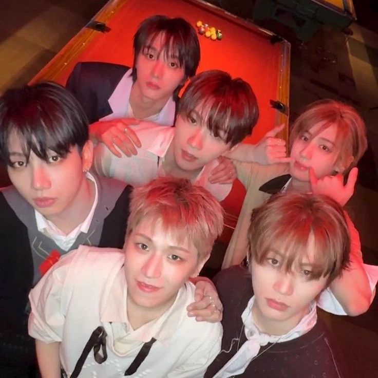 BOYNEXTDOOR thumbnail