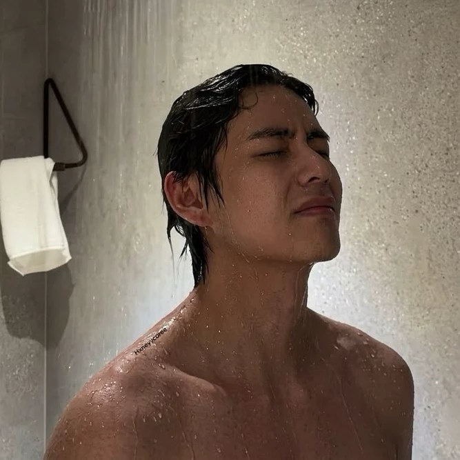 kim taehyung