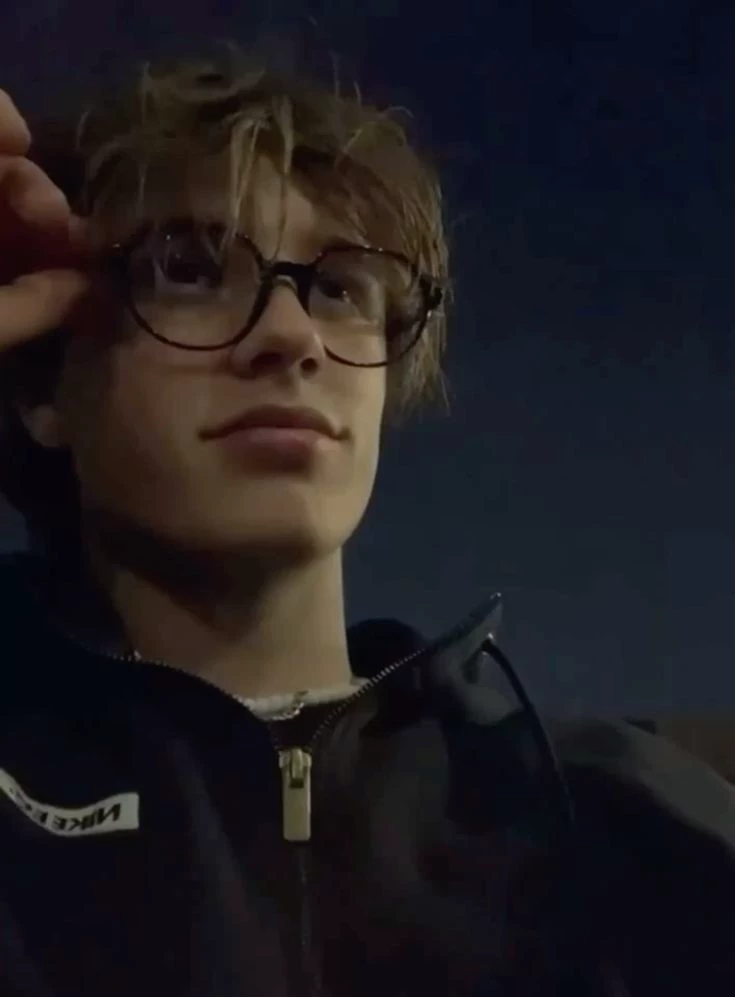Charlie thumbnail