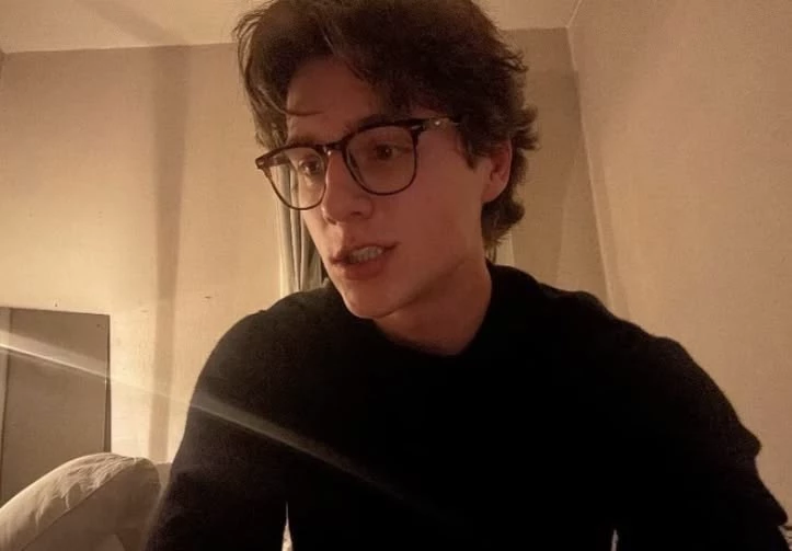 Arlo thumbnail