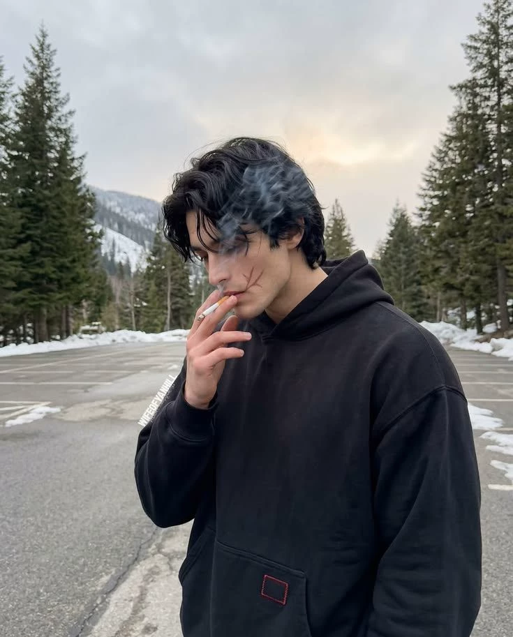 Ian Hills thumbnail