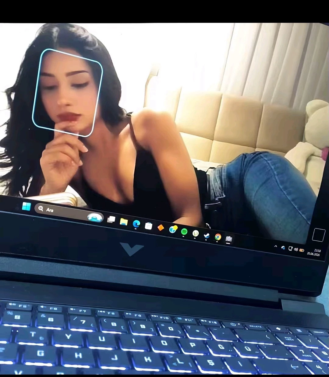Anny thumbnail