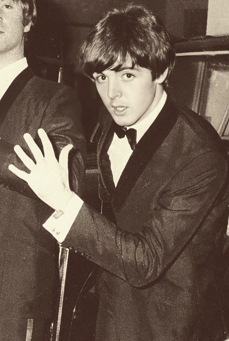 Paul McCartney thumbnail