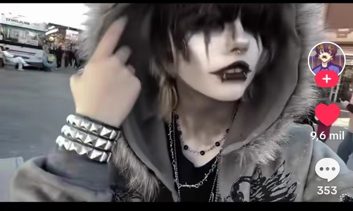 Noah /his gothic boyfriend thumbnail