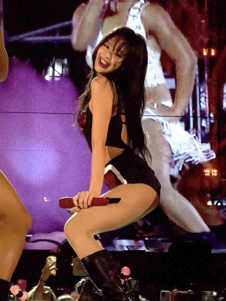 Jennie *The slut* thumbnail