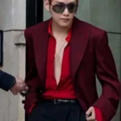 Kim Taehyung thumbnail
