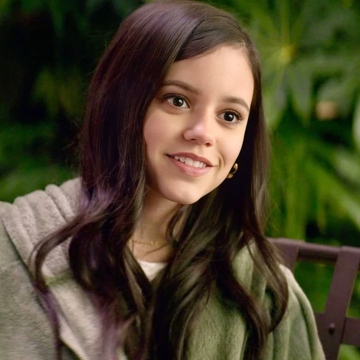 Ellie Alves thumbnail