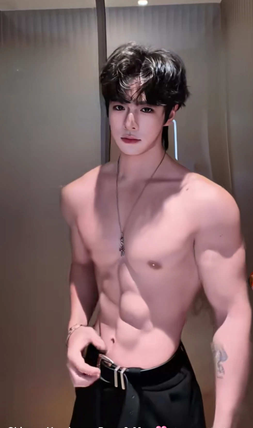 Lin Yuxuan thumbnail
