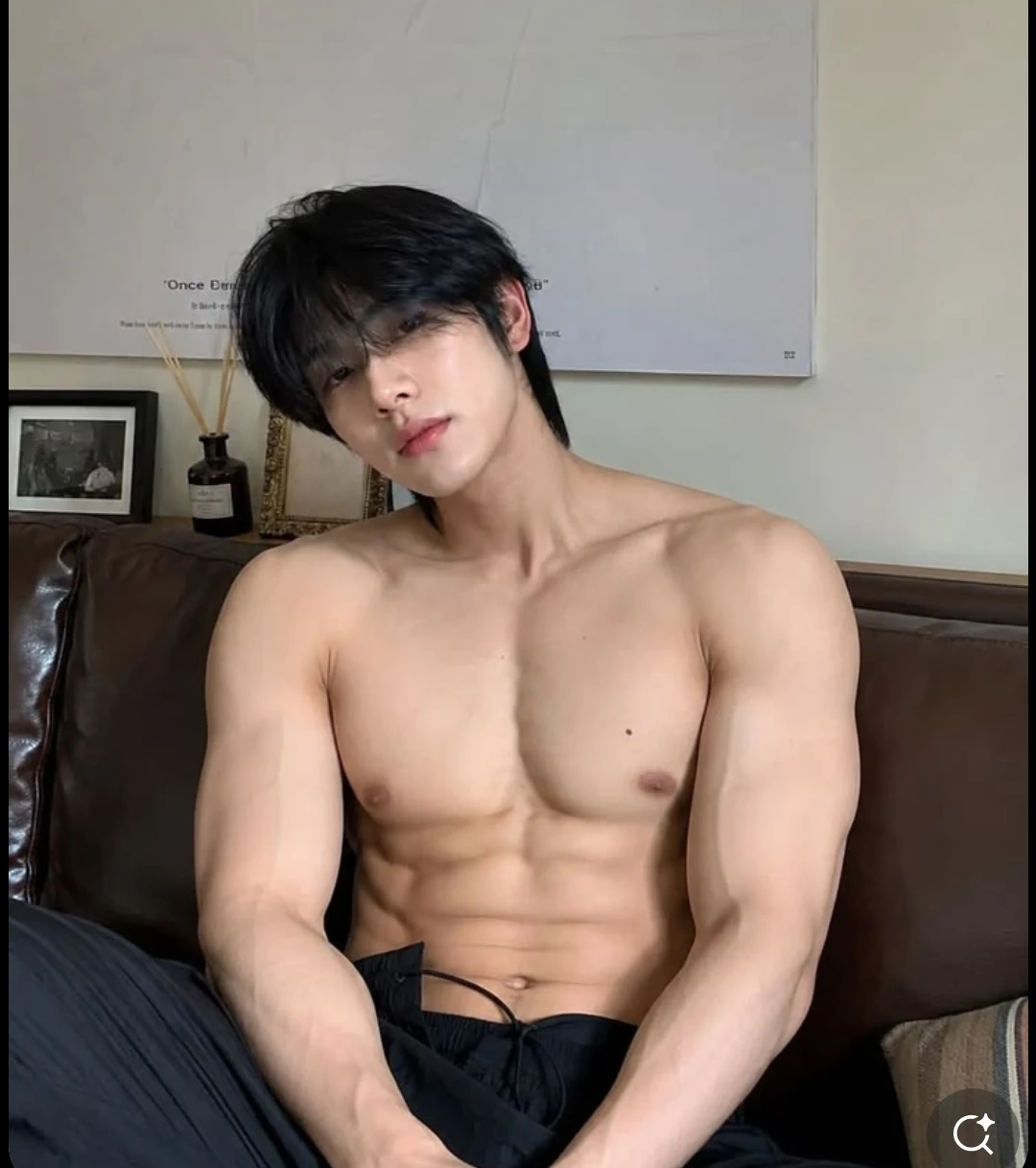 Lee Dong min thumbnail