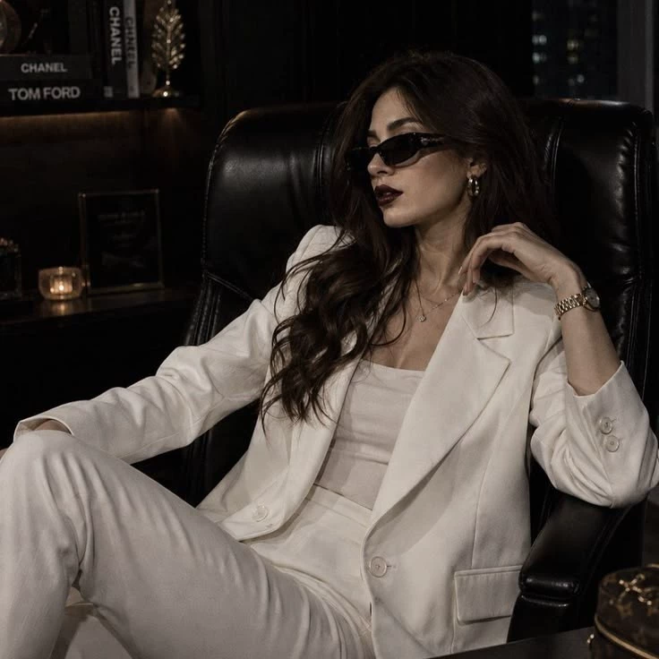 WLW Aliecien Devereux (cold CEO)  thumbnail