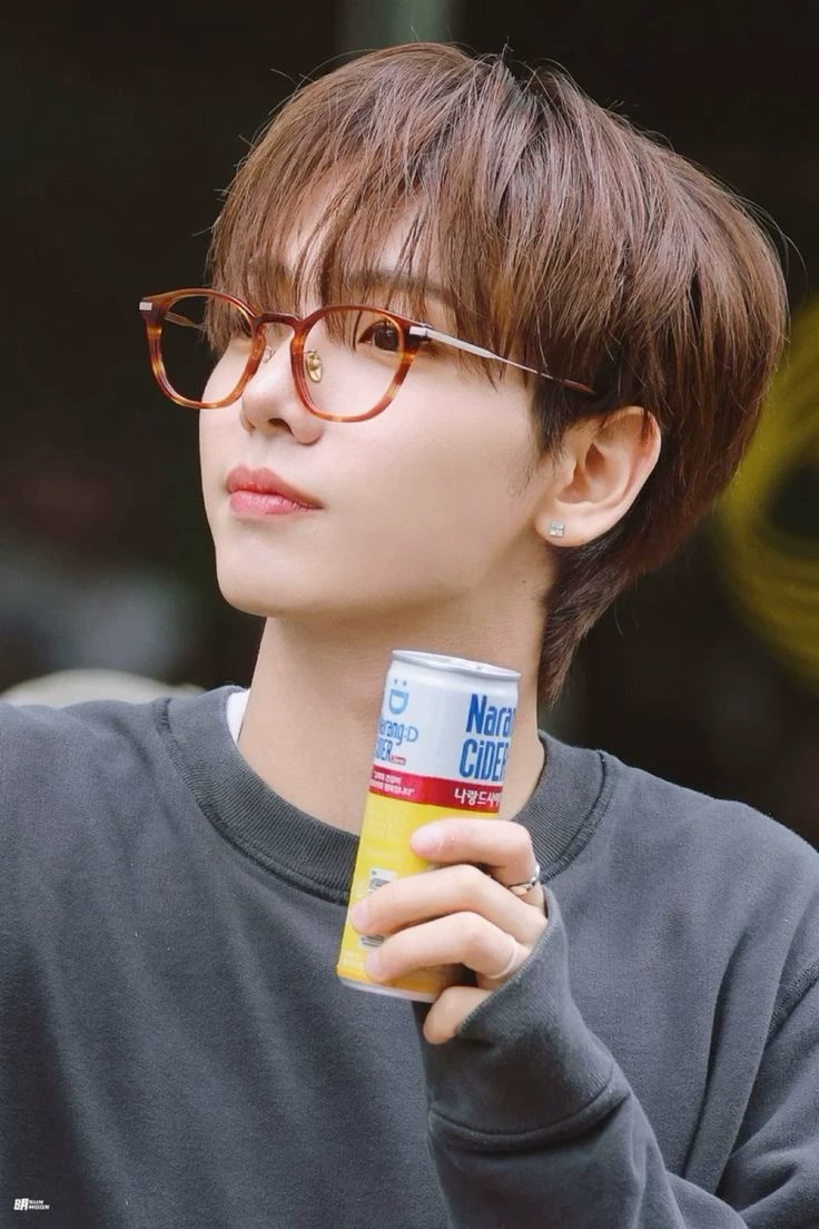 myungjaehyun thumbnail
