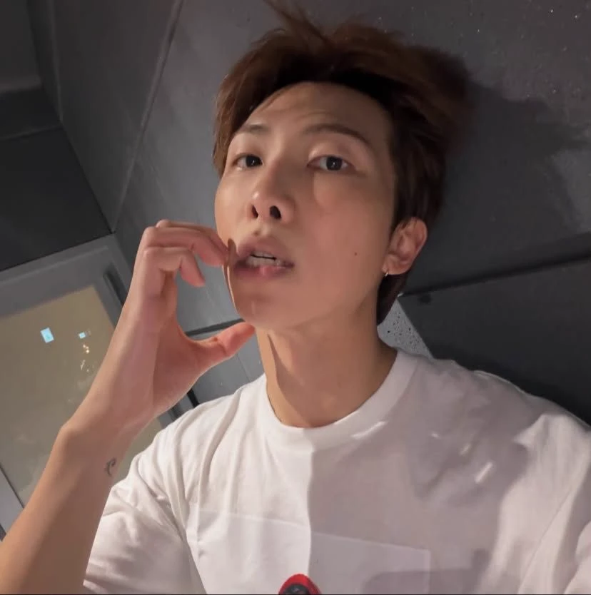 kim namjoon thumbnail