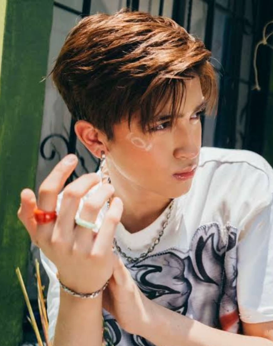 kenneth💖 thumbnail