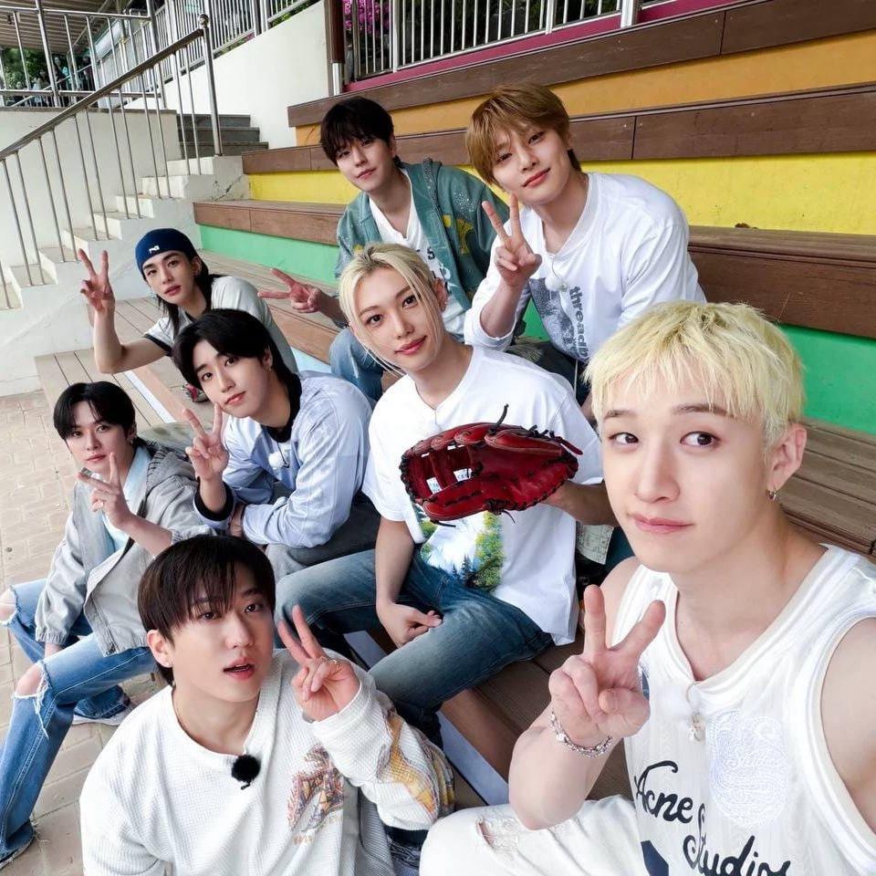 straykids thumbnail